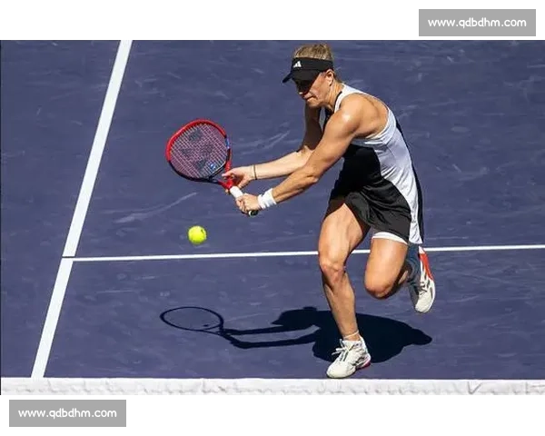 温网首日创 32.3℃历史高温!斯瓦泰克训练汗如雨下